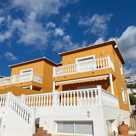 La Casananas Villa *